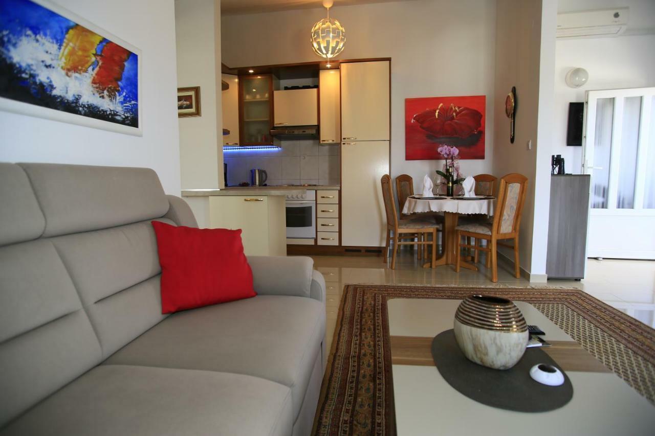 Apartment Panorama Porec Exterior photo